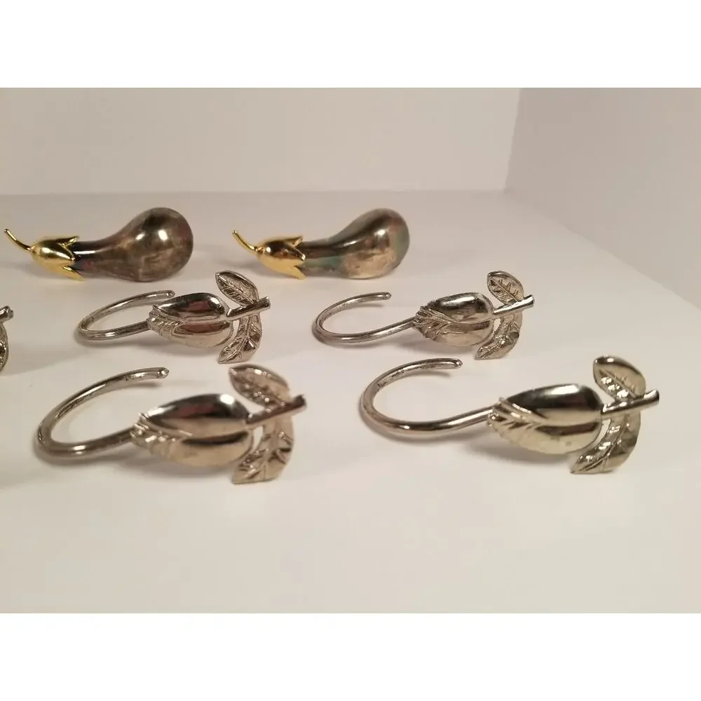 Curtain Rings & Hooks Set of 4 Eggplant Curtain Rings and 12 Fower Curtain Hooks